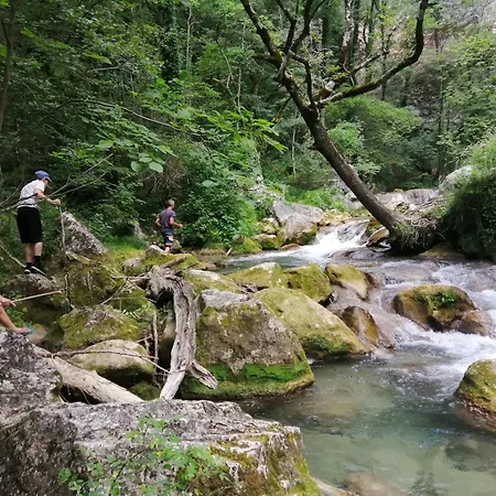 Luksusowy namiot De L'aigle Aouste-sur-Sye