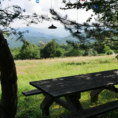 De L'aigle Luxury tent