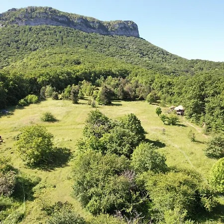 Luxury tent De L'aigle Aouste-sur-Sye